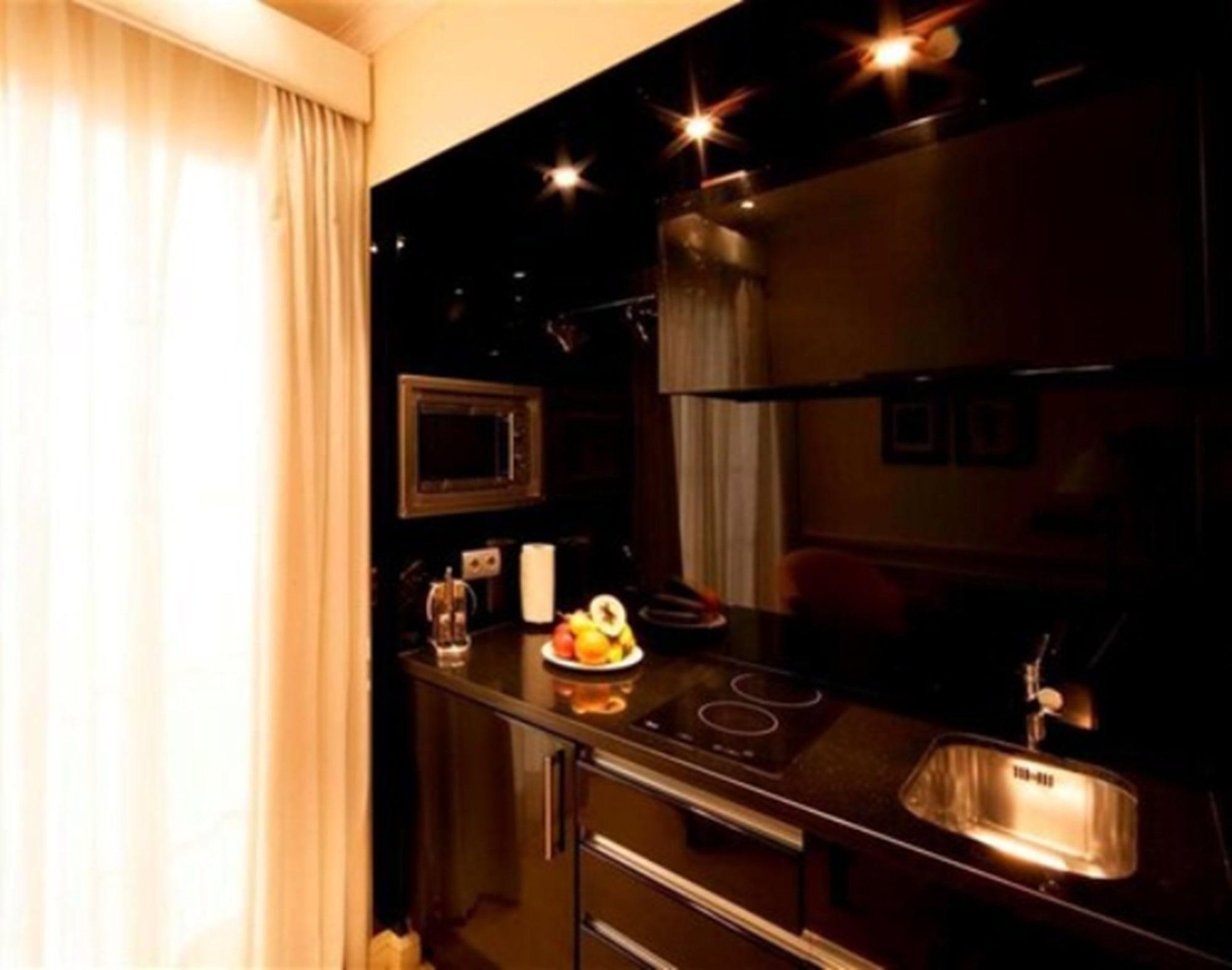 Apartamentos Guadalpin Boutique Marbella Exteriör bild