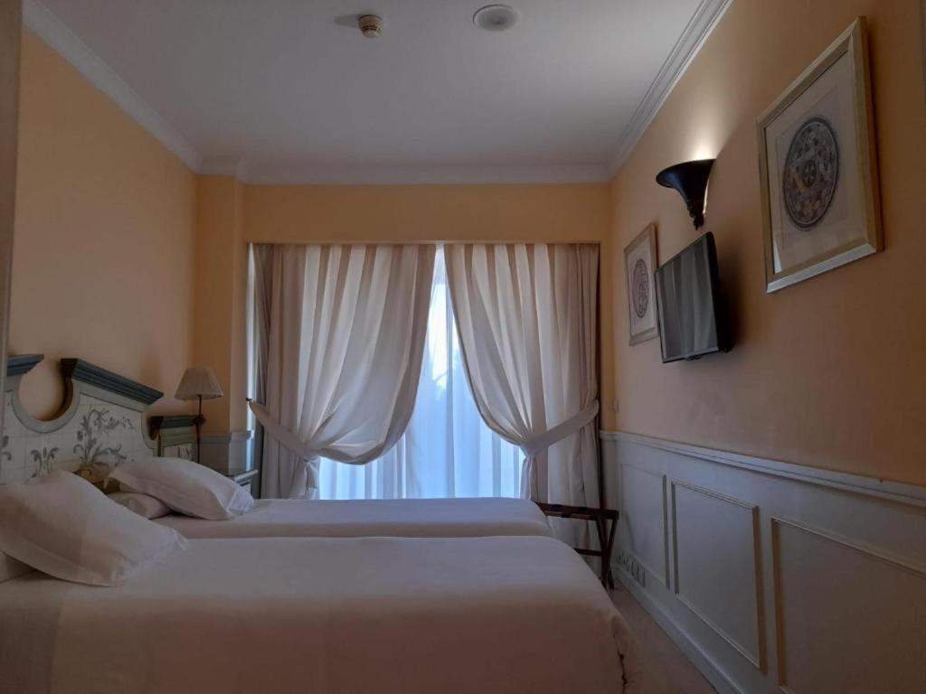 Apartamentos Guadalpin Boutique Marbella Exteriör bild