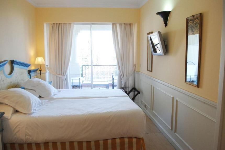 Apartamentos Guadalpin Boutique Marbella Exteriör bild