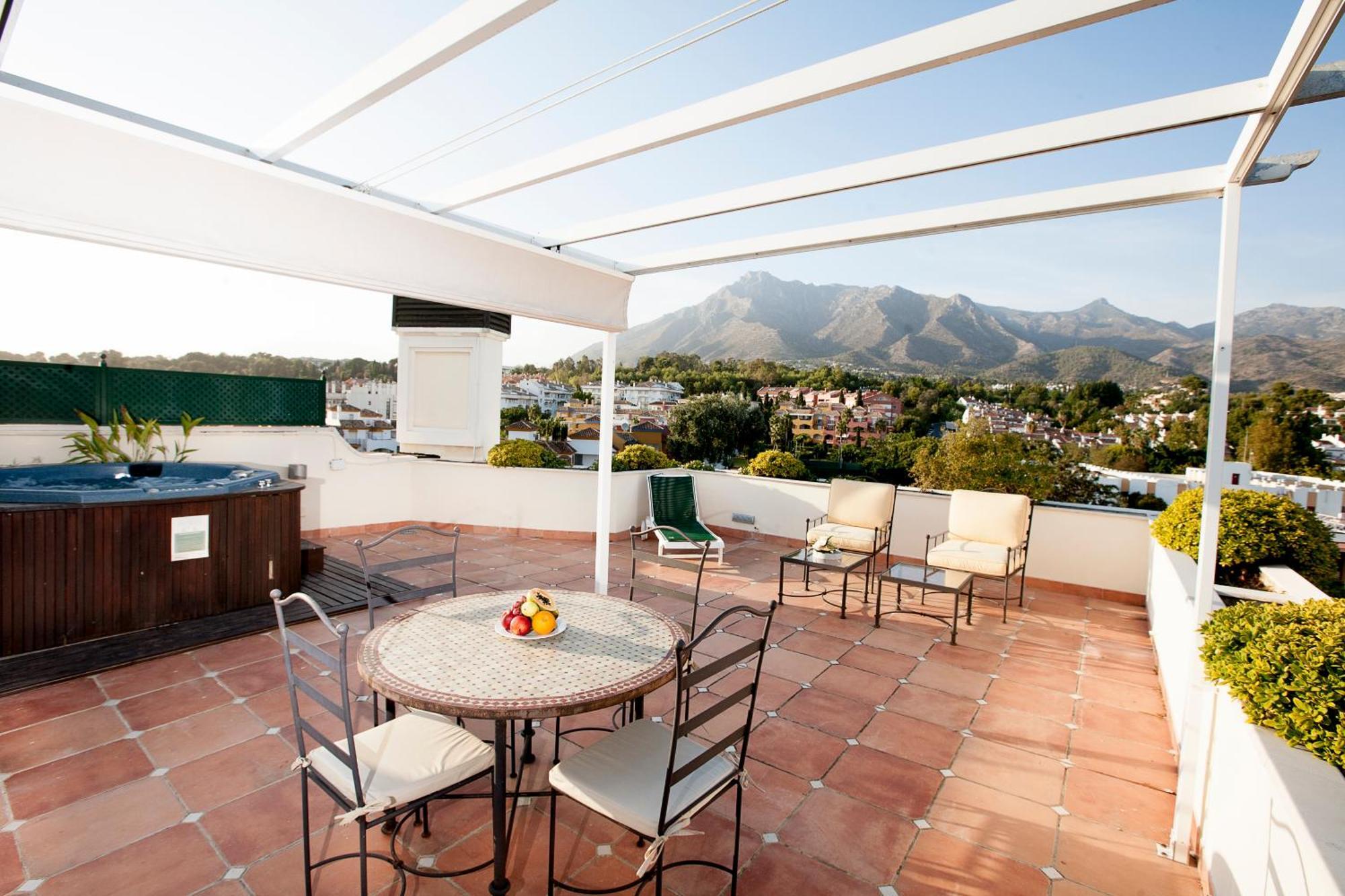 Apartamentos Guadalpin Boutique Marbella Exteriör bild