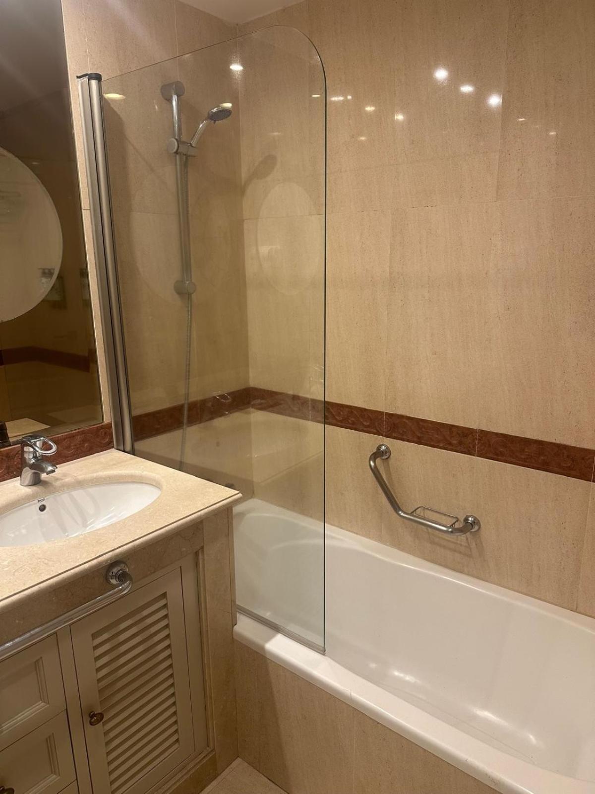 Apartamentos Guadalpin Boutique Marbella Exteriör bild