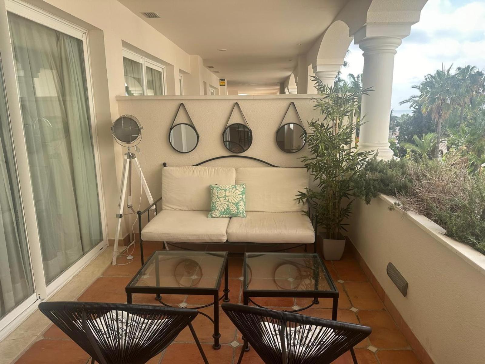 Apartamentos Guadalpin Boutique Marbella Exteriör bild