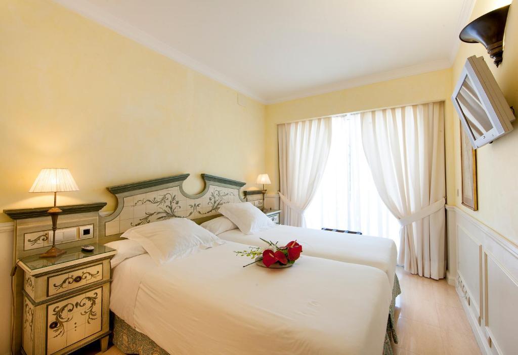 Apartamentos Guadalpin Boutique Marbella Rum bild