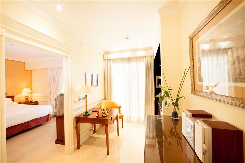 Apartamentos Guadalpin Boutique Marbella Exteriör bild